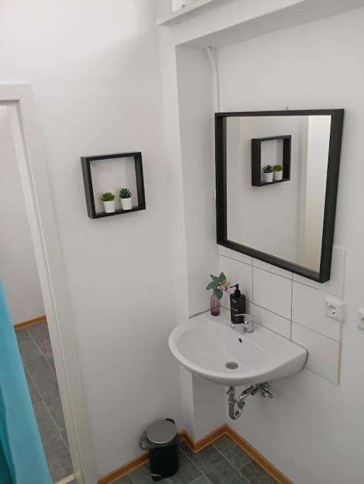 Apartment Koblenz Naehe Uni Und Bwzk Extérieur photo